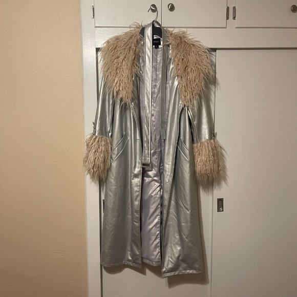 Nasty Gal Silver Faux Shearling Fur Collar Trench Coat : Size US 10 - Picture 4 of 6